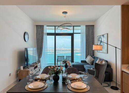 Beachfront 2BR with Spectacular Sea and Palm Views